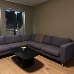 - 2 Bed - Free Parking Daire *
