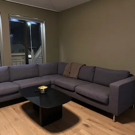 - 2 Bed - Free Parking Apartmán *
