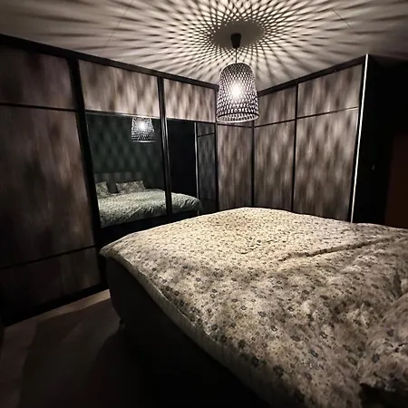 - 2 Bed - Free Parking * Kvaloysletta