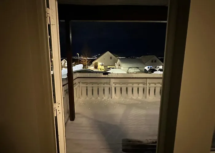 - 2 Bed - Free Parking * Kvaloysletta