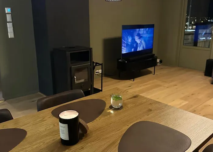 - 2 Bed - Free Parking Apartamento